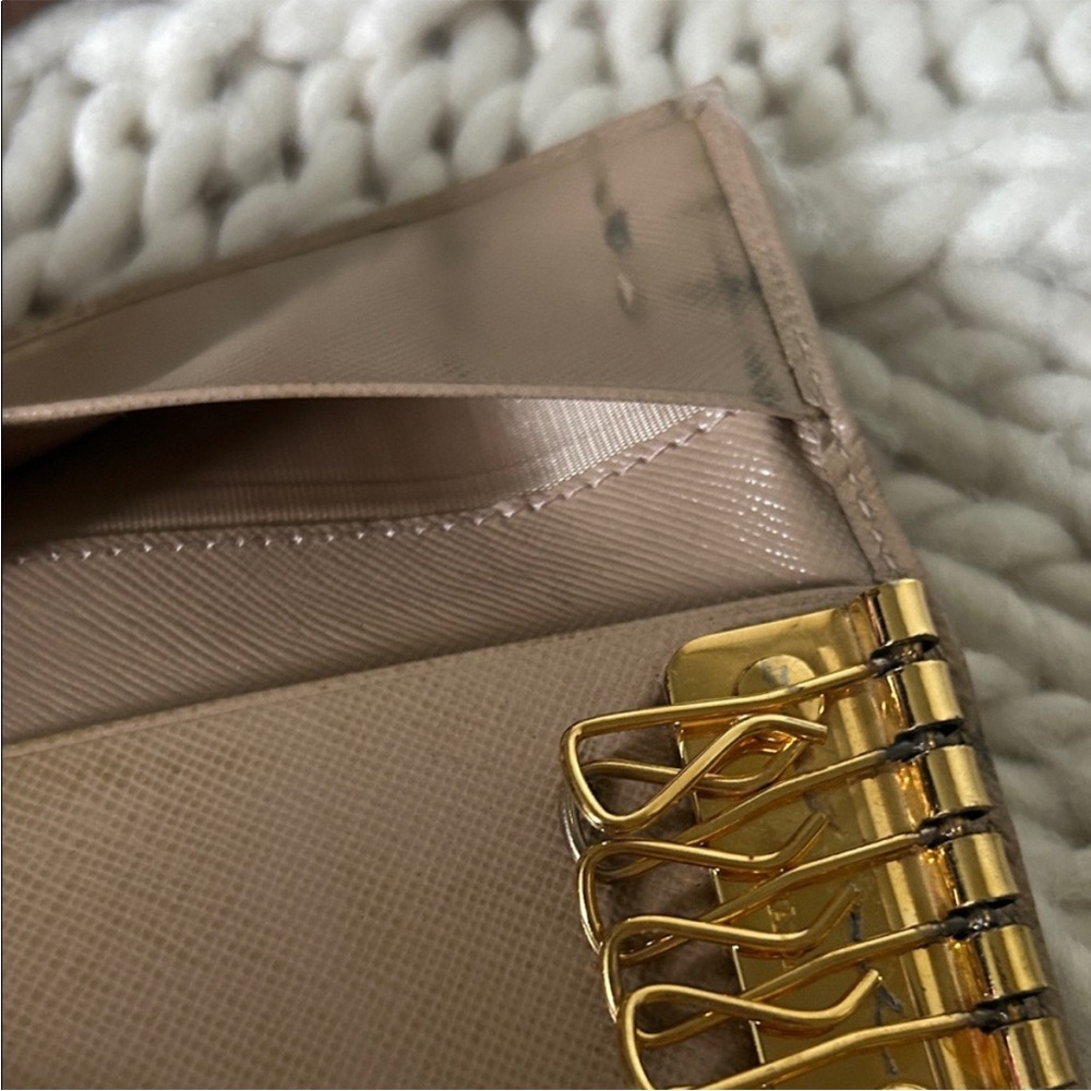 Prada Key Holder & Chloe Wallet Bundle - Picture 13 of 16